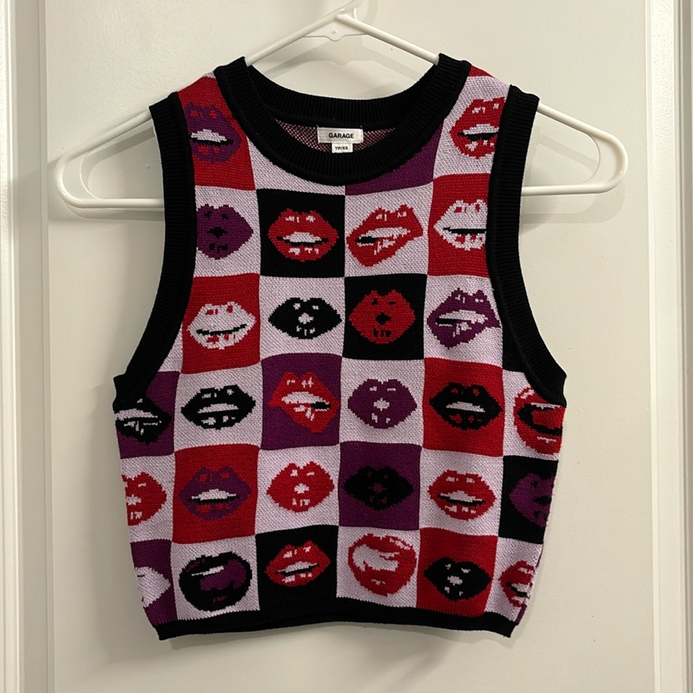 Y2K lips sweater vest, never been worn